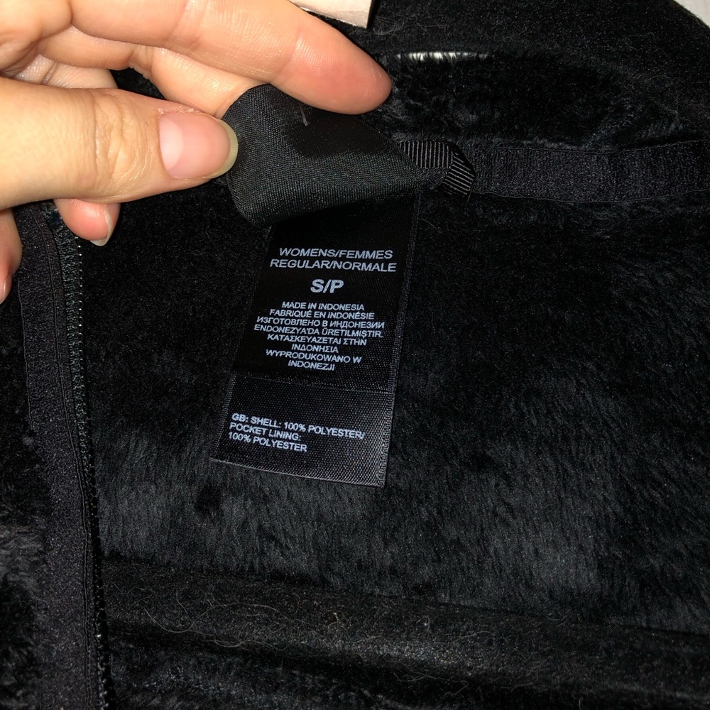 The North Face Black Hooded Teddy Fleece Zip Jacket - Picture 6 of 7